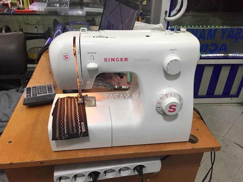singer tradition 2250 dikis makinesi aile dikis makinesi ev dikis makinasi eski siyah dikis makinasi alim satim tamir bakimi singer janome zetina bernette bernina victoria pfaff singer tradition 2250 dikis makinesi aile dikis makinesi ev dikis makinasi eski siyah dikis makinasi alim satim tamir bakimi singer janome zetina bernette bernina victoria pfaff